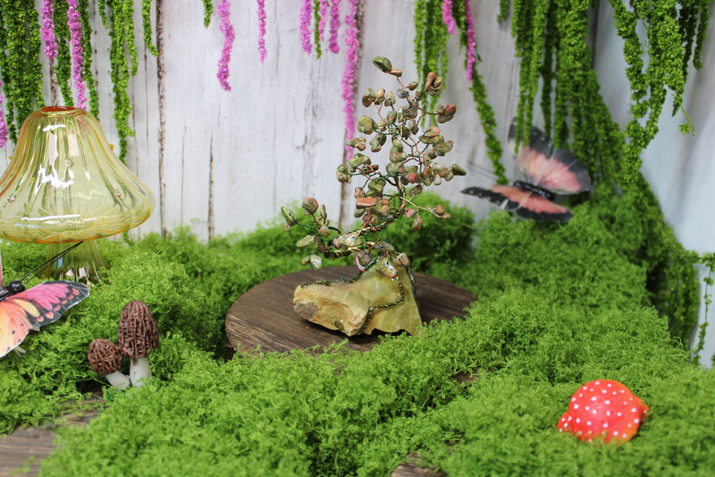 Forestheart Bonsai – Unakite Wire Tree on Pistachio Opal