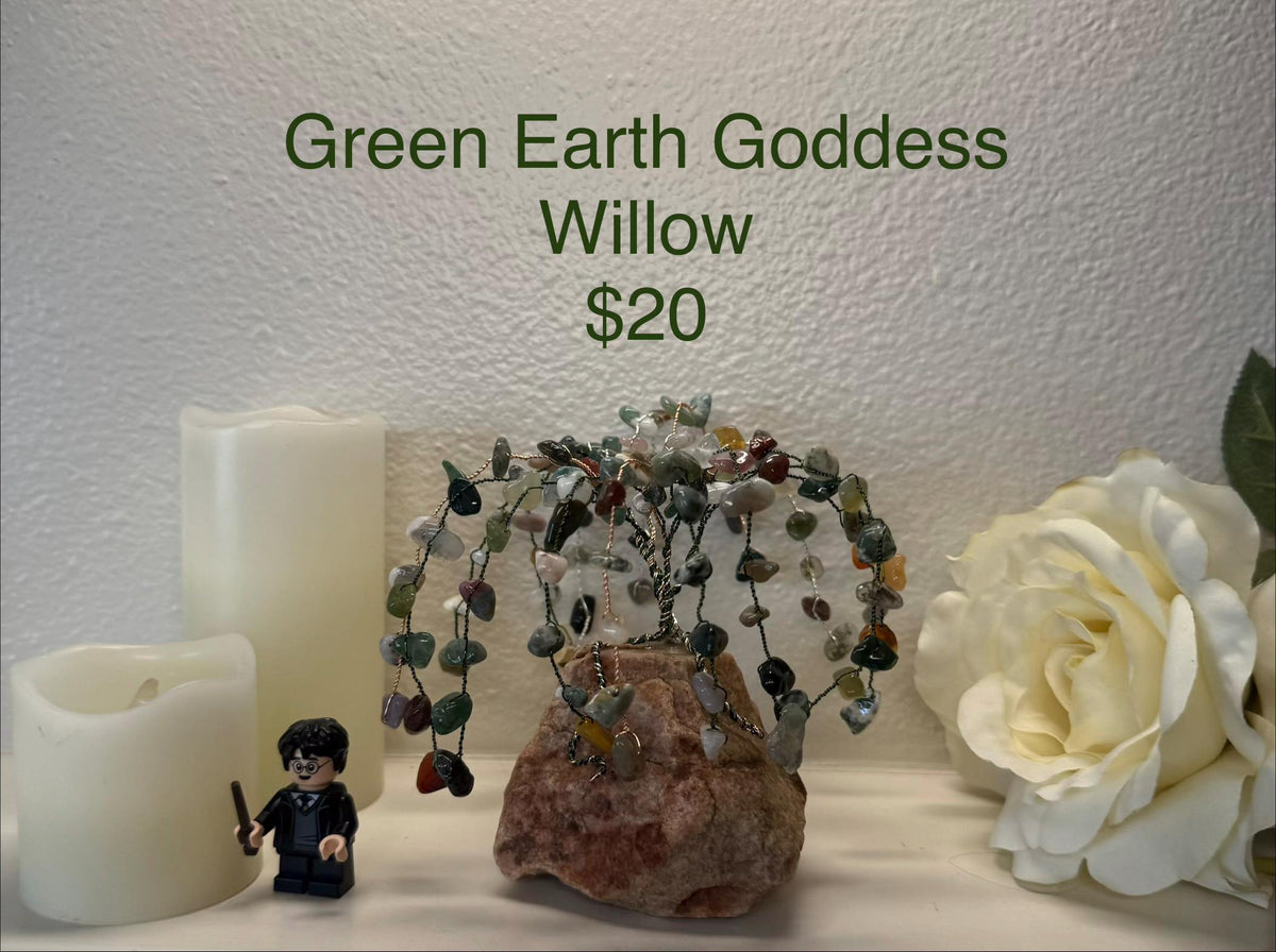 Green Goddess Crystal Wire Tree